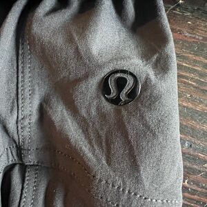 Lululemon Lab Gray Lightweight Banded Snap Front Pant 38